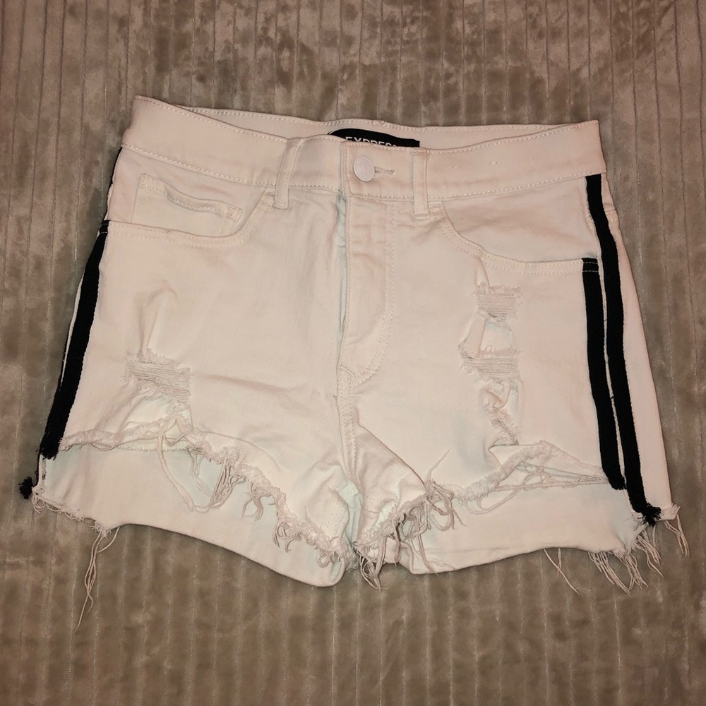 High rise Express white shorts